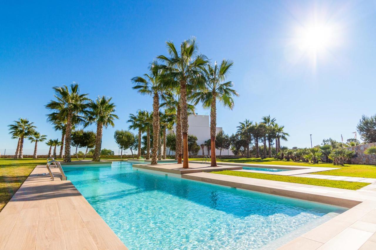 Las Colinas Golf, Luxury Penthouse 오리후엘라 외부 사진