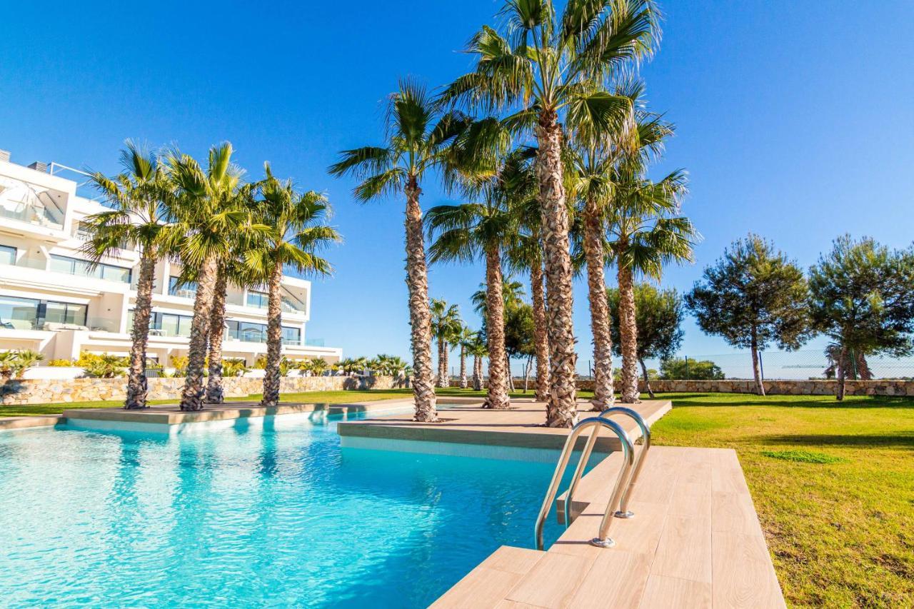 Las Colinas Golf, Luxury Penthouse 오리후엘라 외부 사진