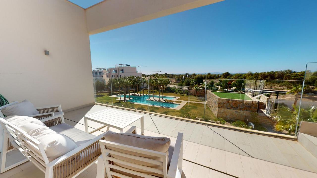 Las Colinas Golf, Luxury Penthouse 오리후엘라 외부 사진